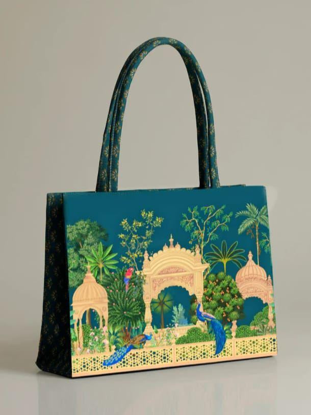 Woman Leather Printed Shoulder Bag